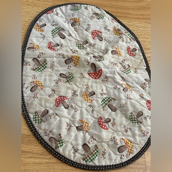 Vintage Placemats  mushroom - Picture 2 of 10
